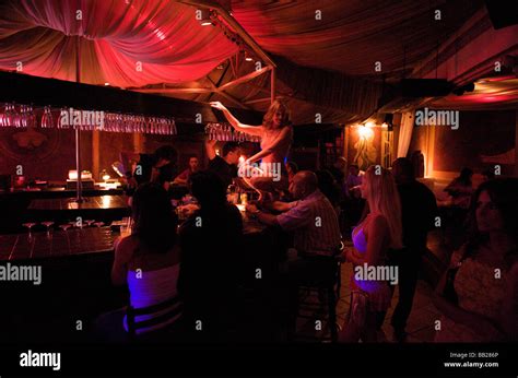 Striptease/Lapdance Prostitute Bir el Maksur