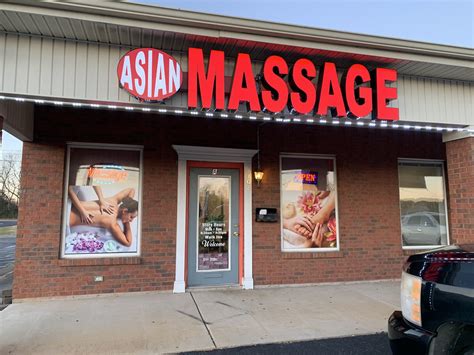 erotic-massage Al-Fintas
