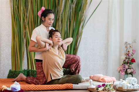 erotic-massage Rama
