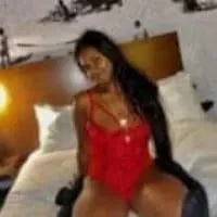 São-João-das-Lampas encontre uma prostituta
