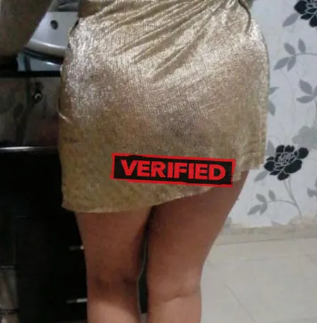 Wendy sexy Prostitute Janub as Surrah