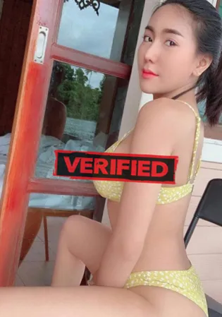 Amy joške Najdi prostitutko Barma