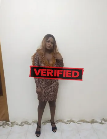 Vanessa tits Encontre uma prostituta Vila Nova Da Telha