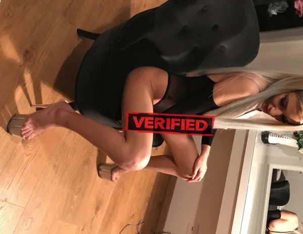 Leah Pornostarr Finde eine Prostituierte Planken