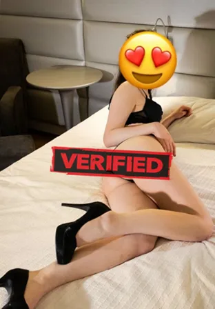Aimee fucker Prostituta Arvore